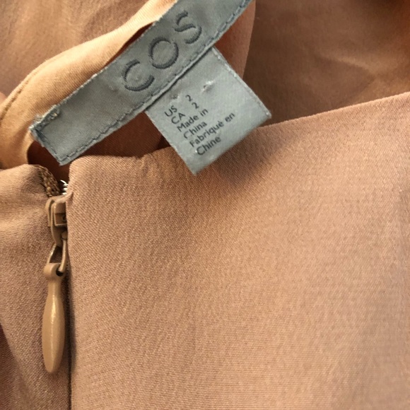 Collection of Style (COS) 100% silk tawny short sleeve blouse size small - Picture 7 of 8